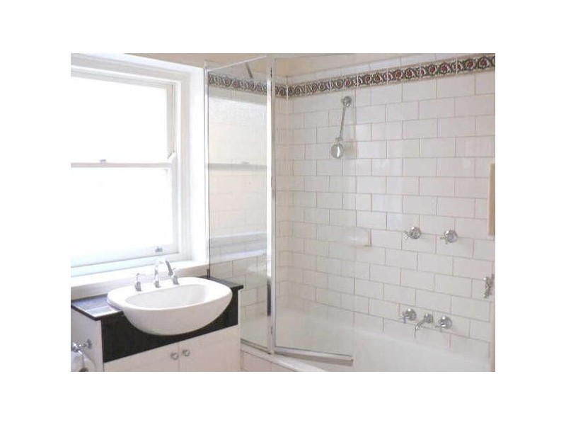 1/250  Beaconsfield Parade, Albert Park VIC 3206