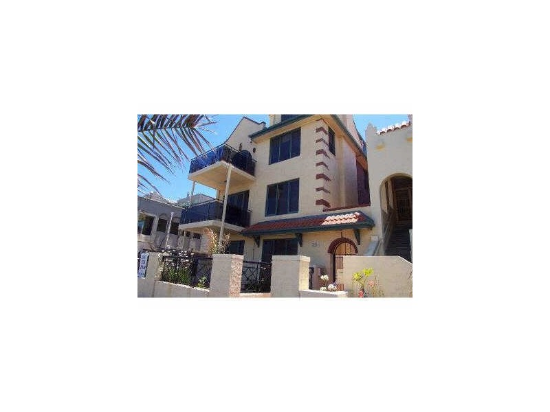 1/250  Beaconsfield Parade, Albert Park VIC 3206