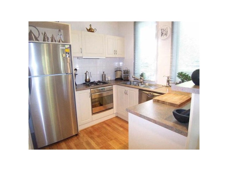 11/30-32  Broad Way, Elwood VIC 3184