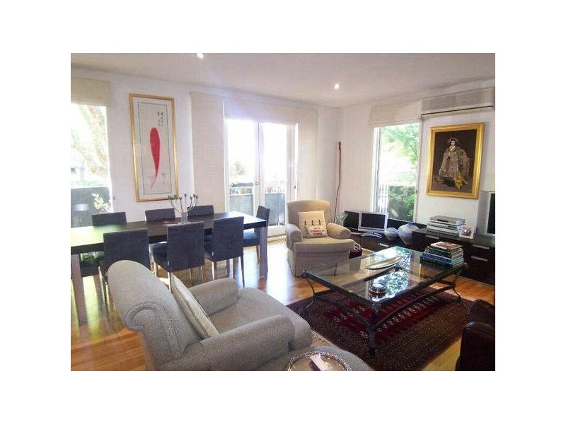 11/30-32  Broad Way, Elwood VIC 3184
