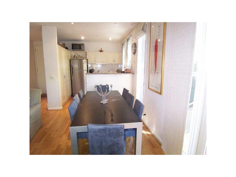 11/30-32  Broad Way, Elwood VIC 3184