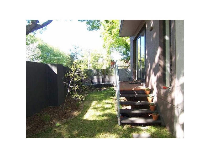 11/30-32  Broad Way, Elwood VIC 3184