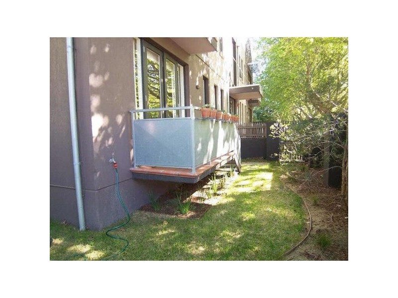 11/30-32  Broad Way, Elwood VIC 3184