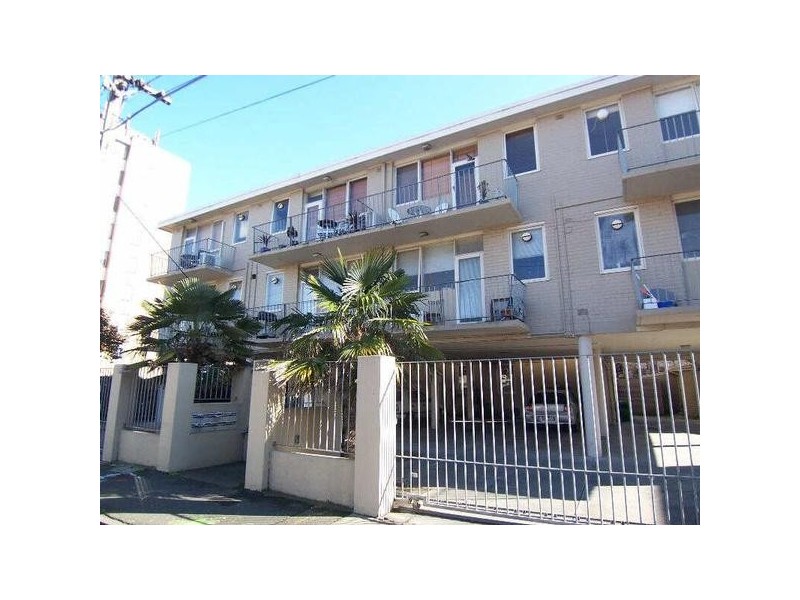 8/2-6  Wimmera Place, St Kilda VIC 3182