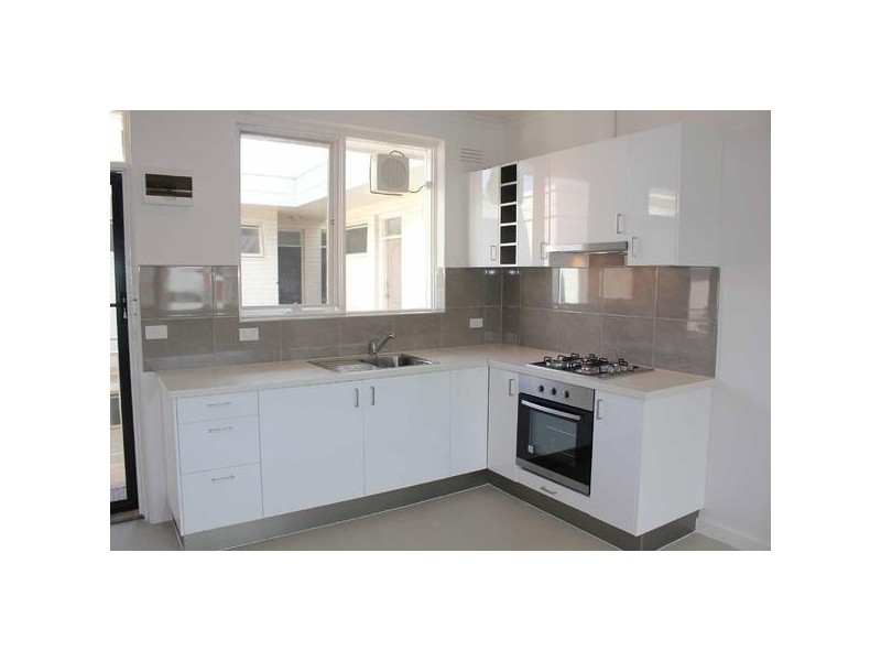 12/17-19  Shakespeare Grove, St Kilda VIC 3182