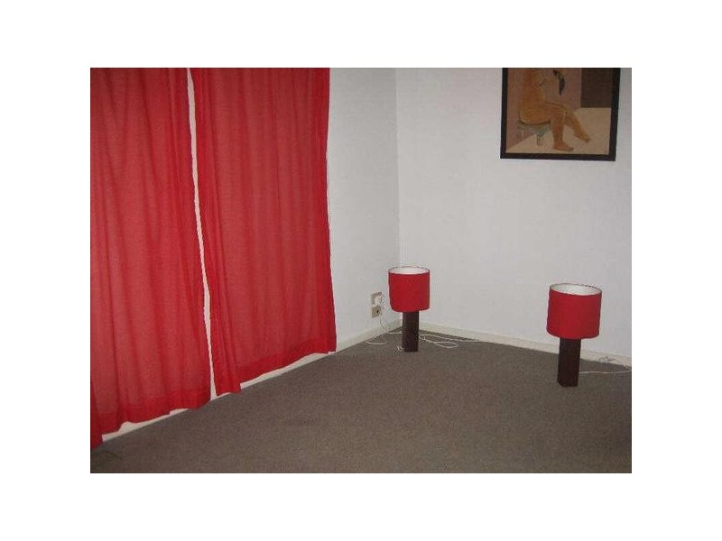 4/291  Barkly Street, St Kilda VIC 3182