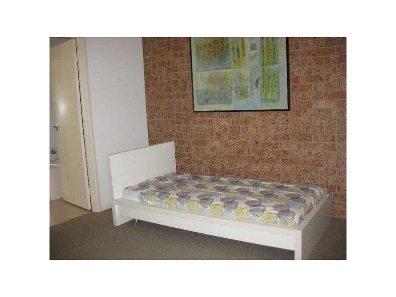 4/291  Barkly Street, St Kilda VIC 3182