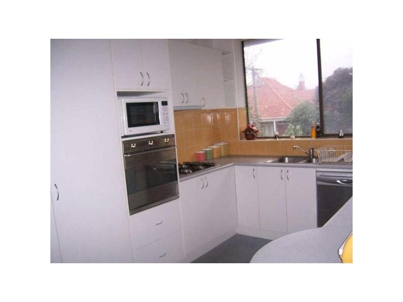 3/16  Lindsay Avenue, Elwood VIC 3184