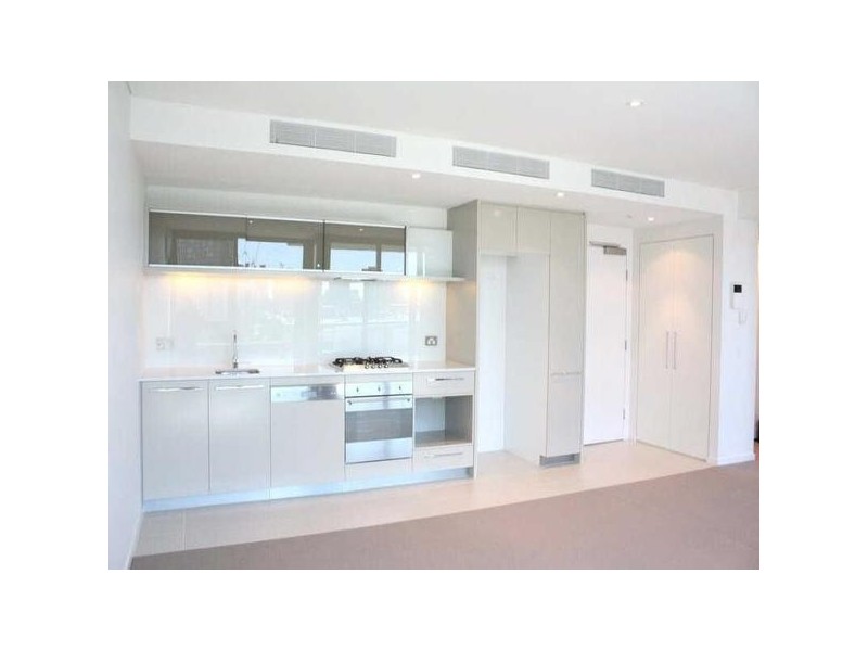 1-3  Point Park Crescent, Docklands VIC 3008