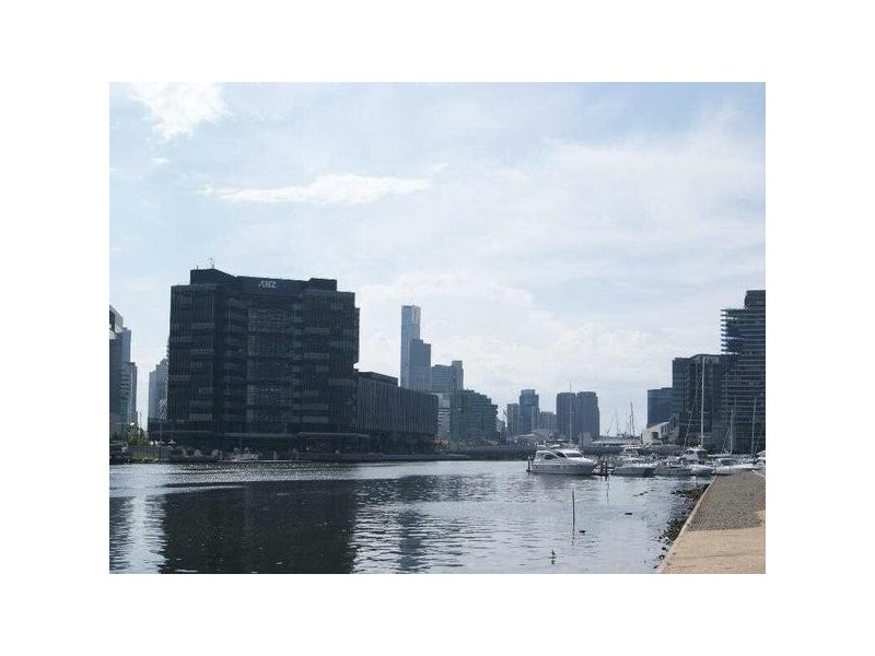 1-3  Point Park Crescent, Docklands VIC 3008