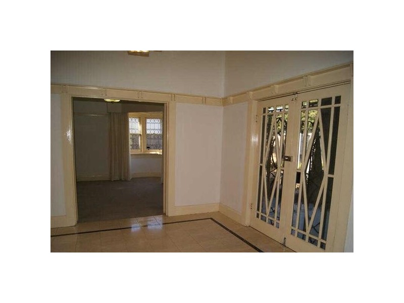 377  St Kilda Street, Brighton VIC 3186