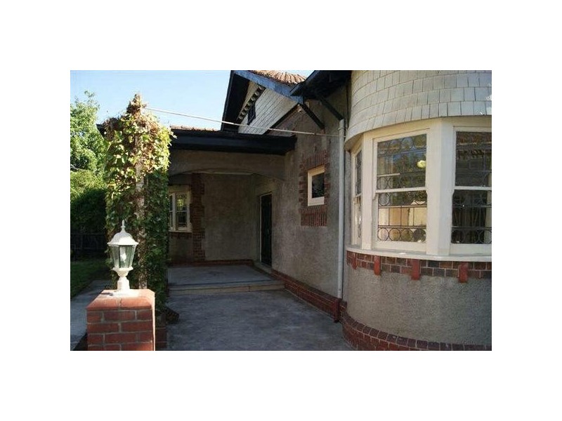 377  St Kilda Street, Brighton VIC 3186