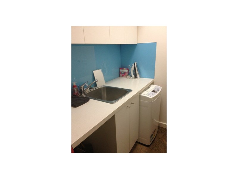 2/11  Mitchell Street, St Kilda VIC 3182