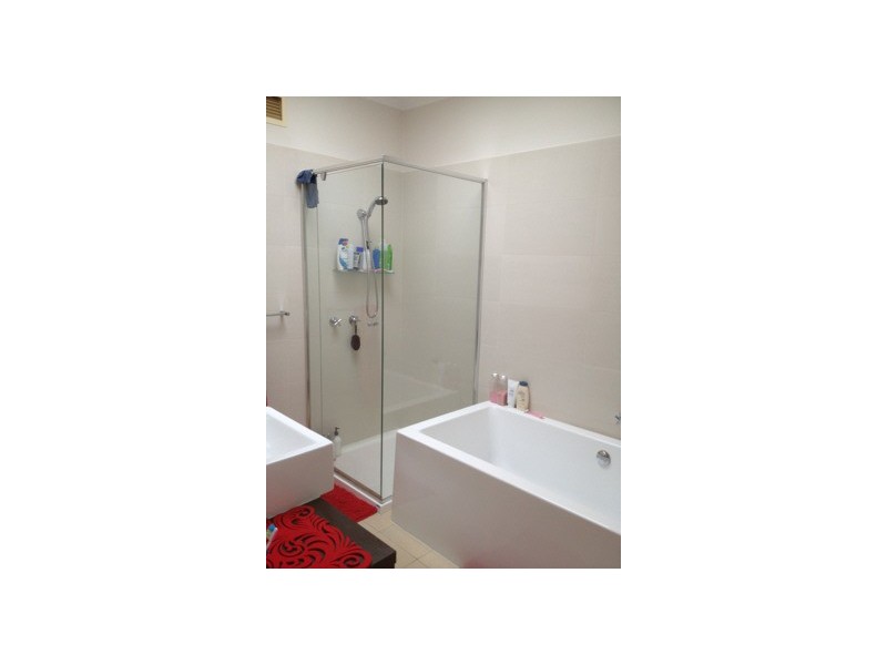 2/11  Mitchell Street, St Kilda VIC 3182