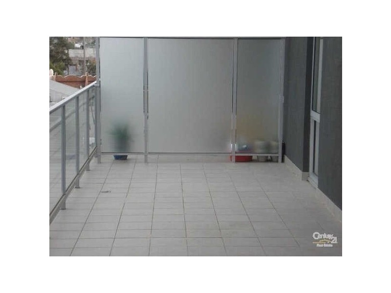 2/11  Mitchell Street, St Kilda VIC 3182