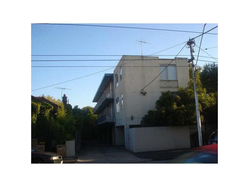 14  Queen Street, St Kilda East VIC 3183