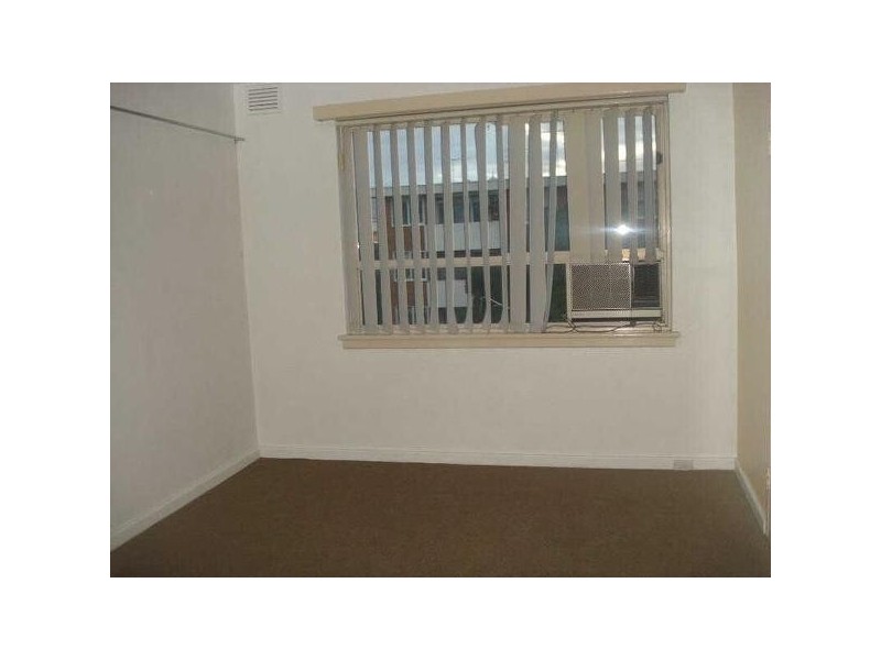 77a  Milton Street, Elwood VIC 3184