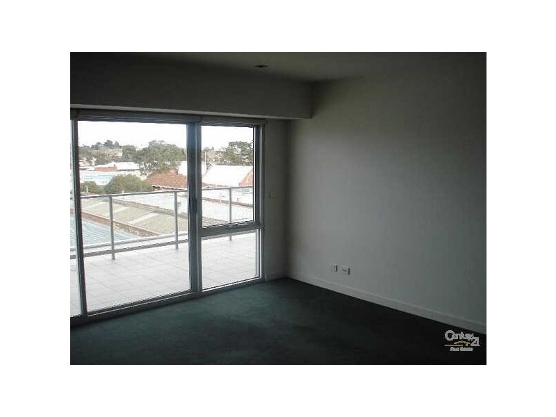 4/6  Kingsley Avenue, Elwood VIC 3184