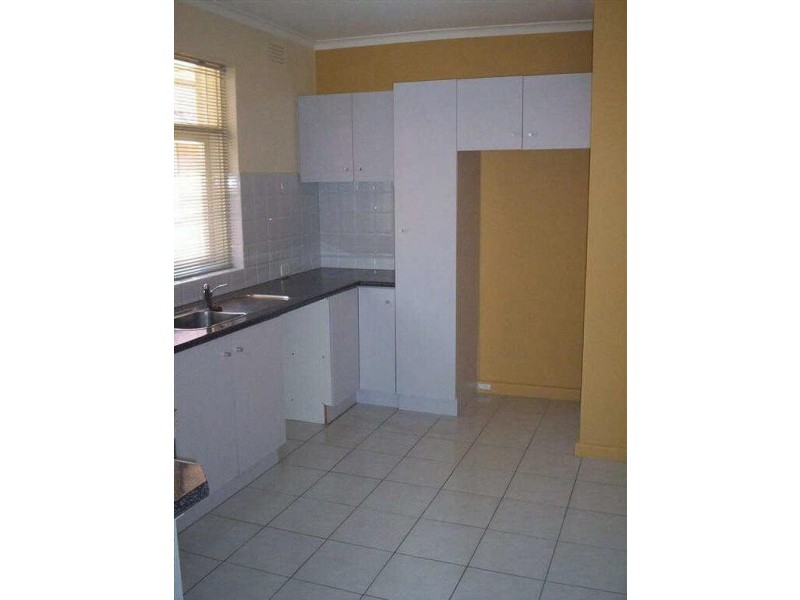 4/12  Carlisle Avenue, St Kilda East VIC 3183