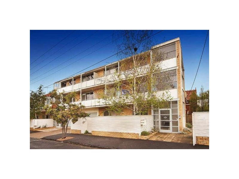 2/25  Byron Street, Elwood VIC 3184