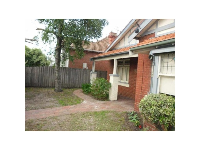 272  Tooronga Road, Glen Iris VIC 3146