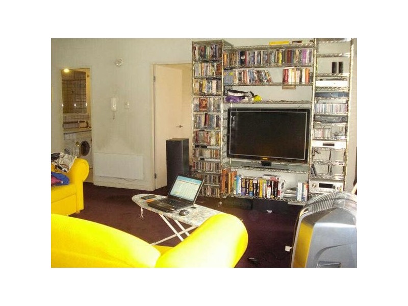 25/167  Fitzroy Street, St Kilda VIC 3182