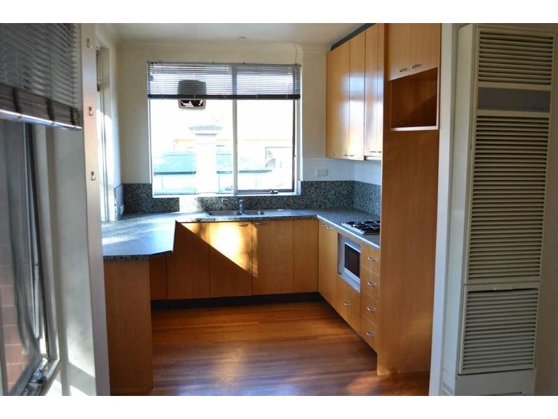 12/22  Mitford Street, St Kilda VIC 3182