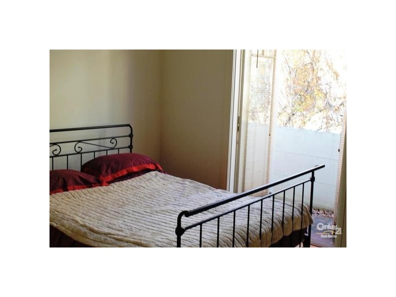 12/34 Mitford Street, Elwood VIC 3184