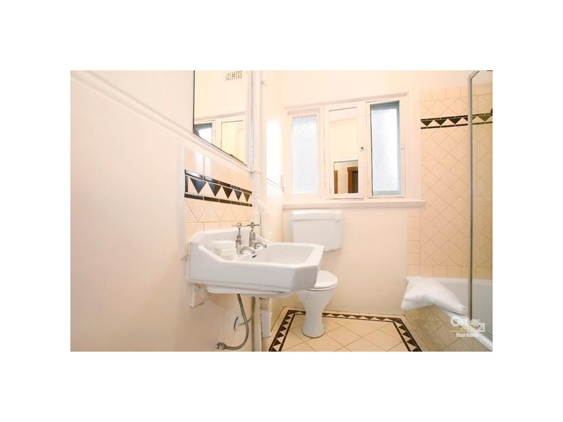 10/38 Mitford Street, Elwood VIC 3184