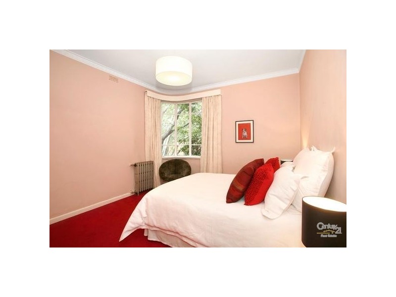 10/38 Mitford Street, Elwood VIC 3184