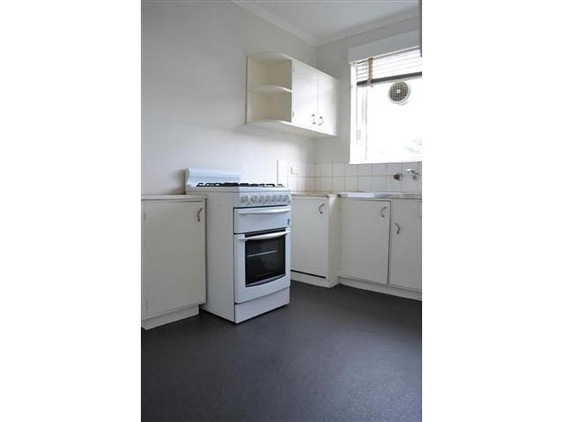 11/54  Barkly Street, St Kilda VIC 3182