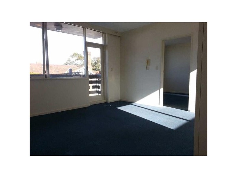 9/72  Barkly Street, St Kilda VIC 3182