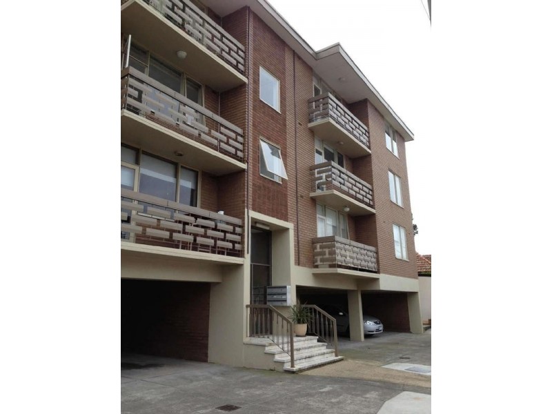 9/72  Barkly Street, St Kilda VIC 3182