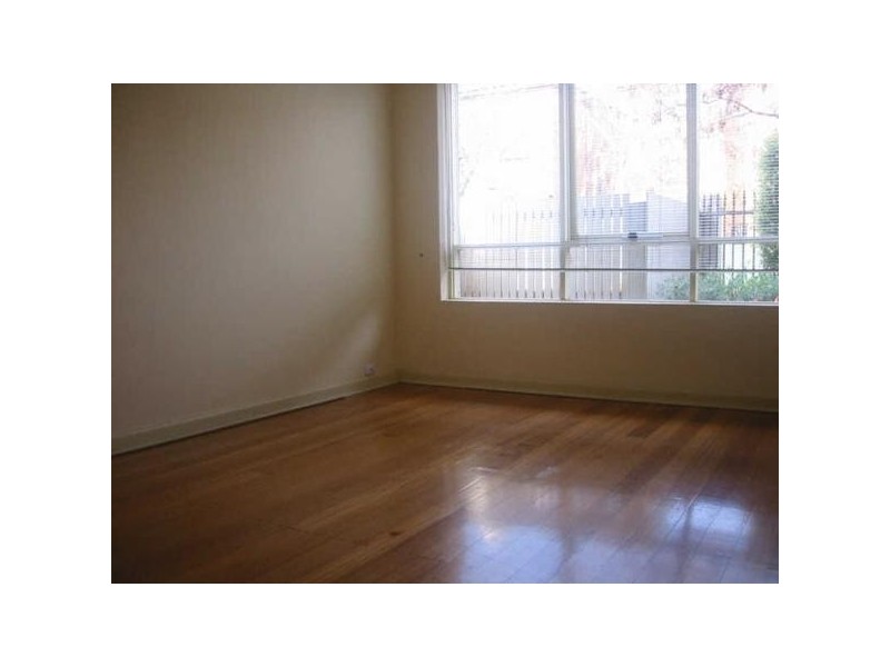 1/6  Scott Street, Elwood VIC 3184