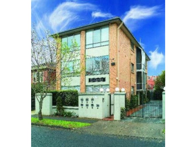 1/6  Scott Street, Elwood VIC 3184