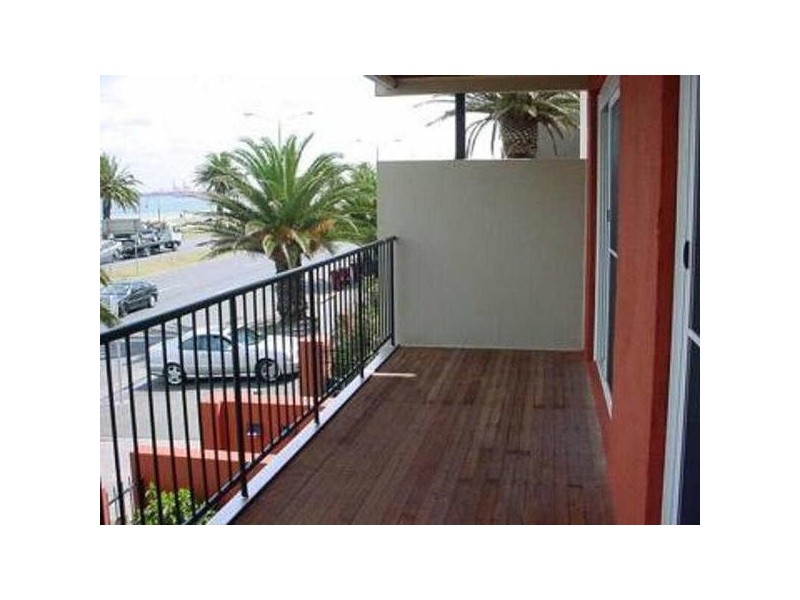 7/122 Beaconsfield Parade, Albert Park VIC 3206