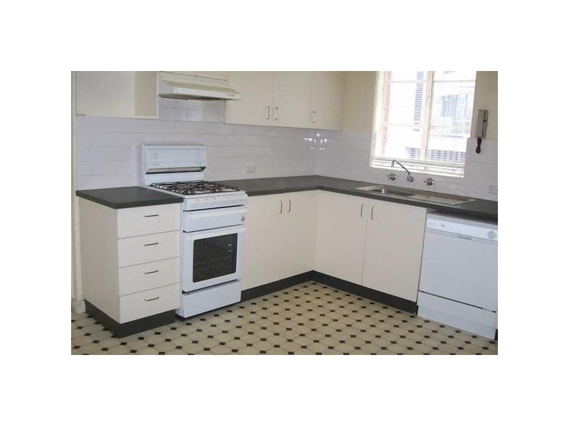 2/59  Queens Road, Melbourne VIC 3000