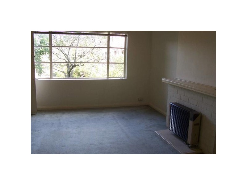 2/59  Queens Road, Melbourne VIC 3000