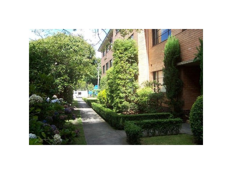 2/59  Queens Road, Melbourne VIC 3000