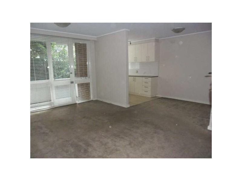 14/19  Robe Street, St Kilda VIC 3182