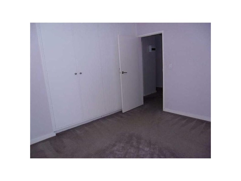 14/19  Robe Street, St Kilda VIC 3182