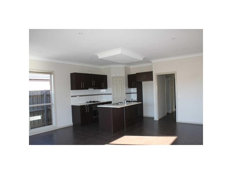 2/25  West Meadows Lane, Truganina VIC 3029