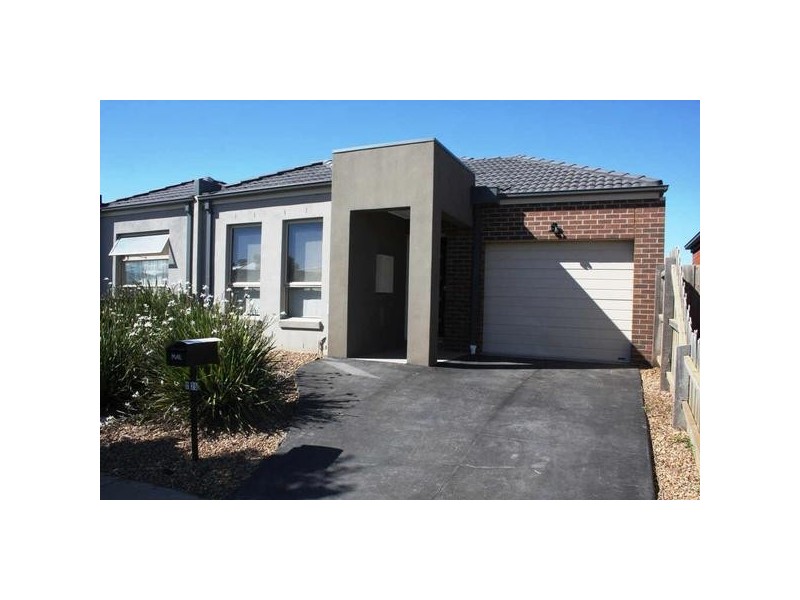 2/25  West Meadows Lane, Truganina VIC 3029