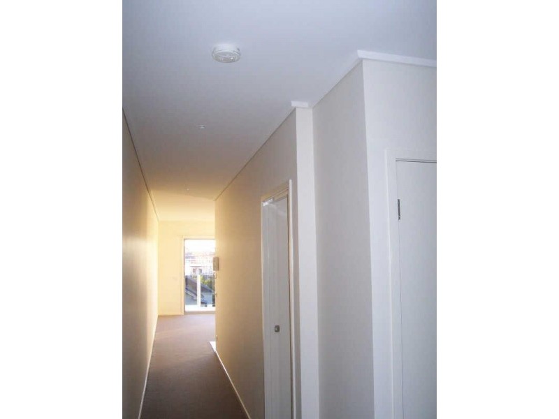 10D/12  Marine Pde, St Kilda VIC 3182