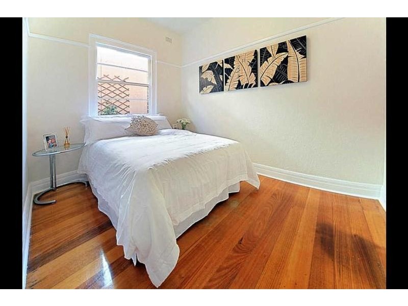 2/68  Goldsmith Street, Elwood VIC 3184