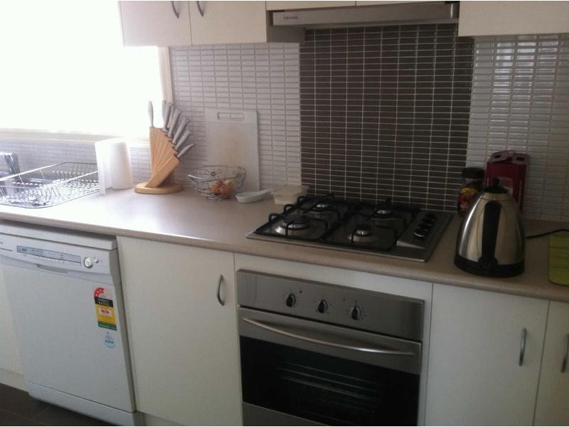 1/24  Swinburne Court, Truganina VIC 3029