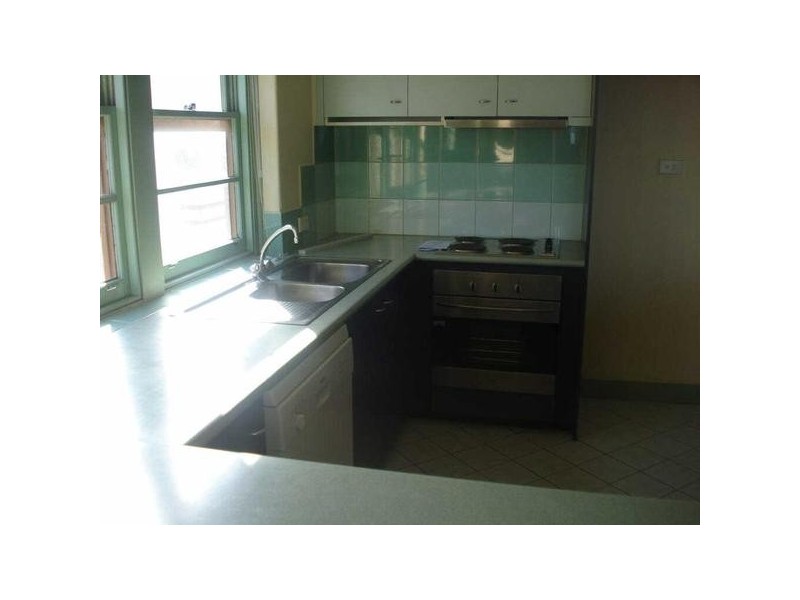 16/18-20  The Esplanade, St Kilda VIC 3182