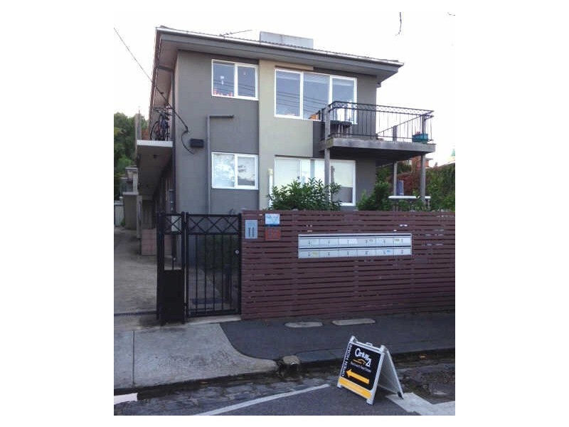 8/52  Clyde Street, St Kilda VIC 3182