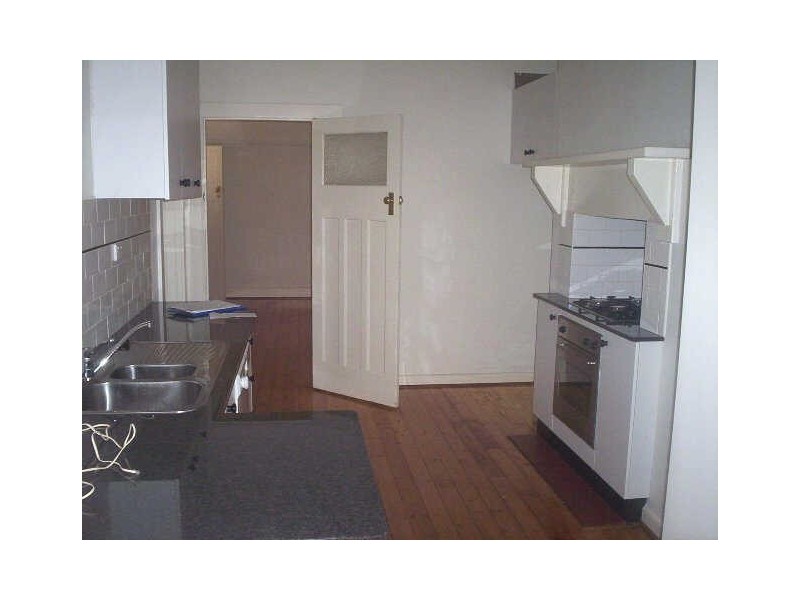 3/1  Ruskin Street, Elwood VIC 3184