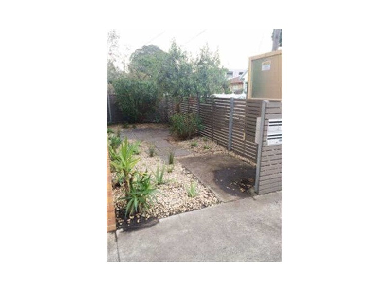 4/25  John Street, Elwood VIC 3184